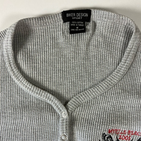 Biker Nation Myrtle Beach 2005 Light Gray V-Neck Henley Long Sleeve Sz M - Picture 3 of 4